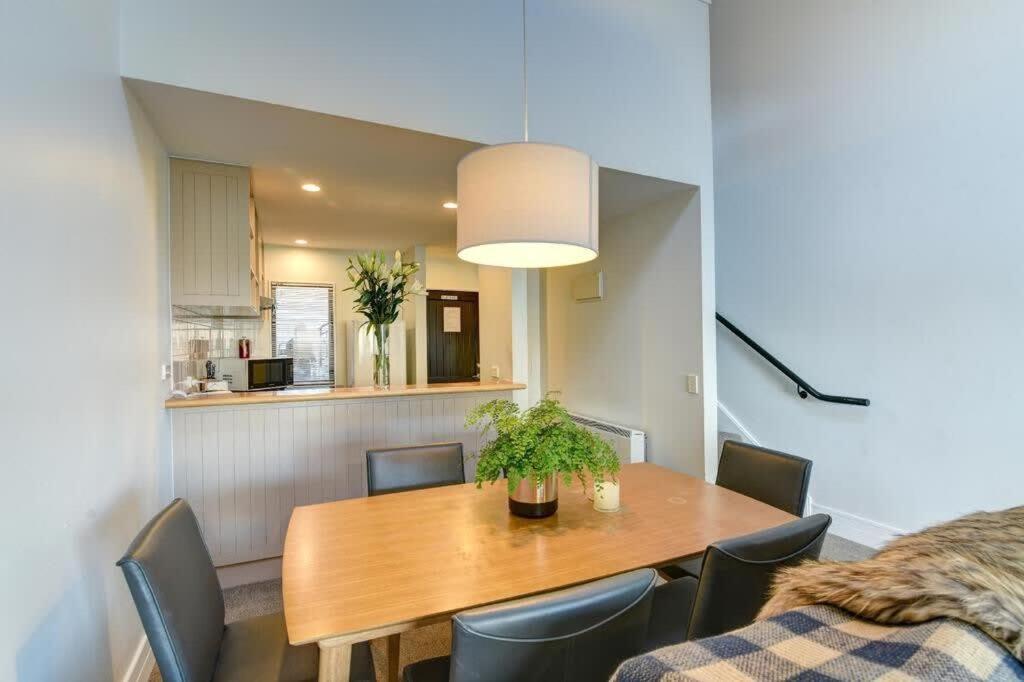 Modern 3 Bedroom With Stunning Postcard Views! Queenstown Eksteriør bilde