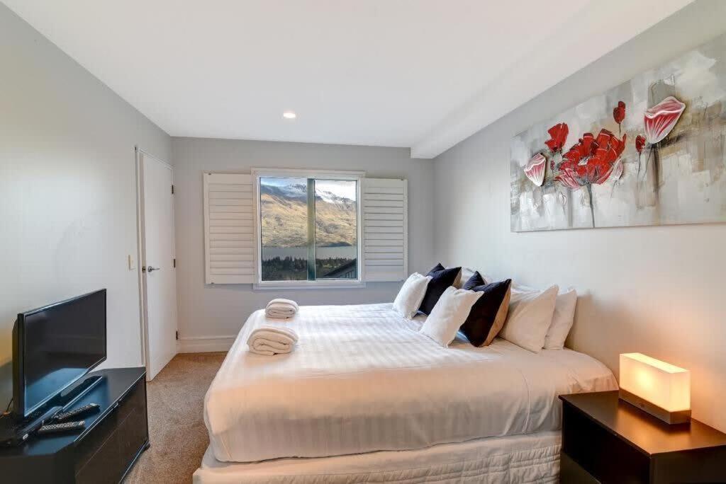 Modern 3 Bedroom With Stunning Postcard Views! Queenstown Eksteriør bilde