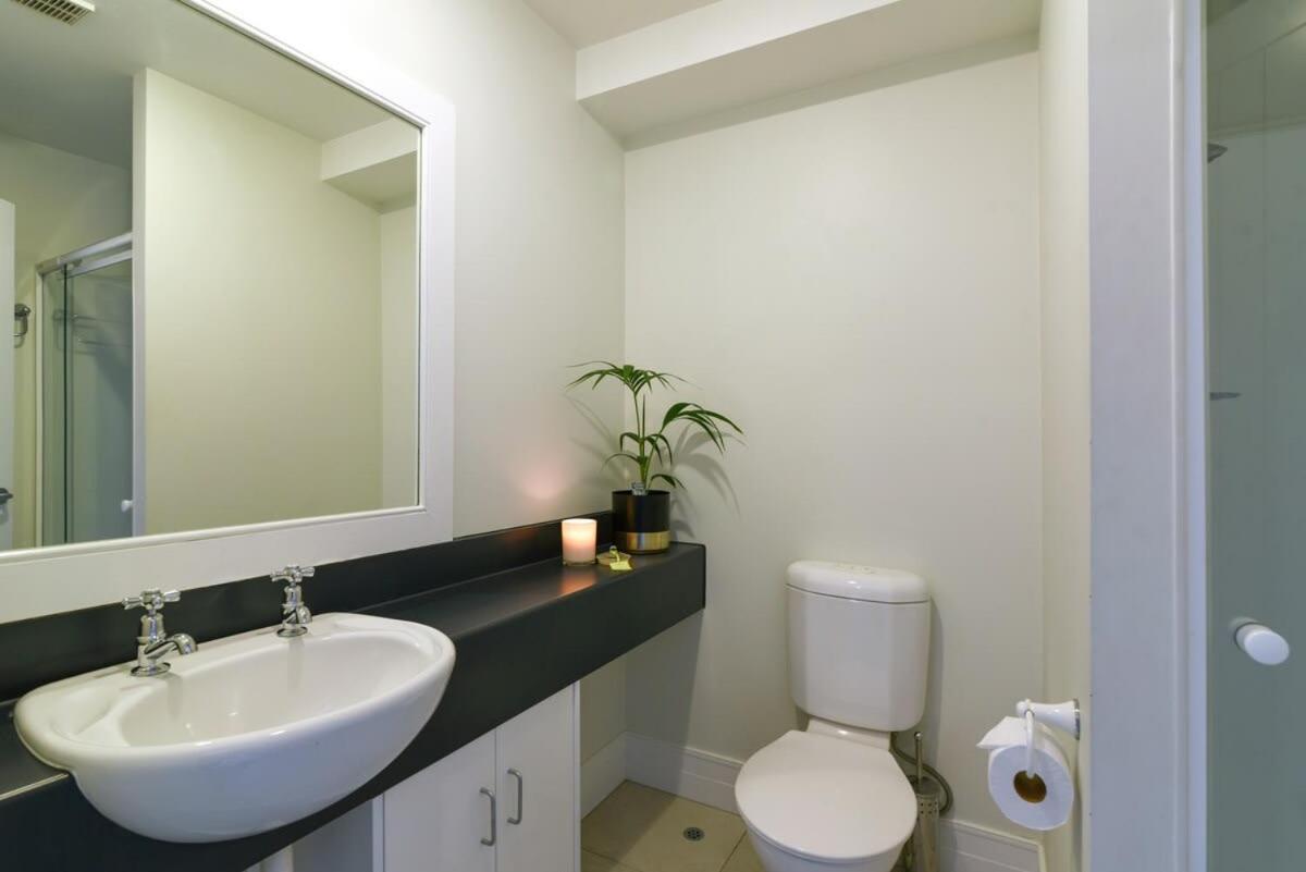 Modern 3 Bedroom With Stunning Postcard Views! Queenstown Eksteriør bilde